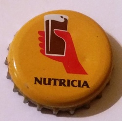Nutricia Mano con vaso