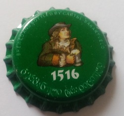 1516. Brewed and Bottled by Castel-Sakartvelo. Hombre con jarra de cerveza